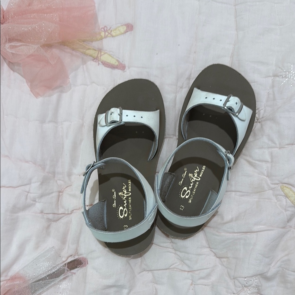 White Sandals with Buckle